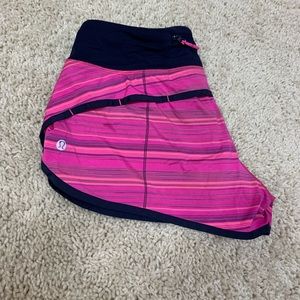 lululemon Speed Short, pink with navy accent, sz6